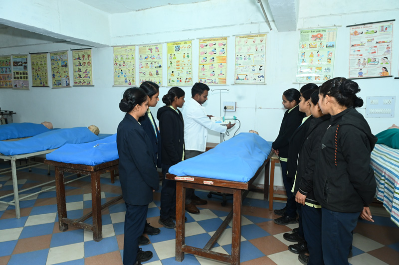  ADVANCE NURSING SKILL LAB